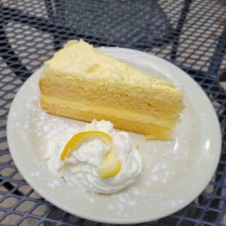 Limoncello Cake