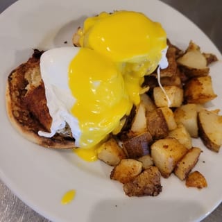 Eggs Chesapeake