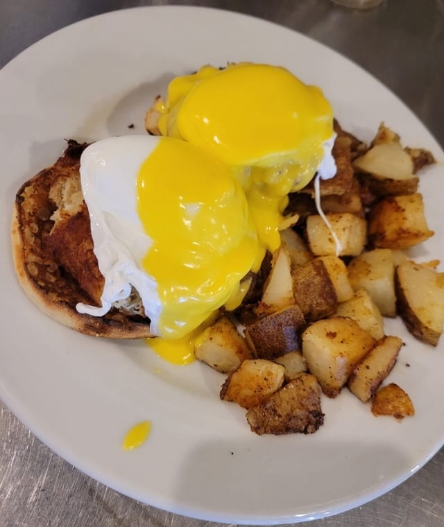 Eggs Chesapeake.