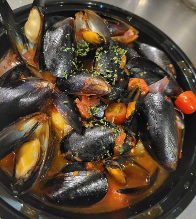 Mussels Ala Diabla.