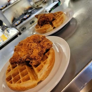 Chicken & Waffle
